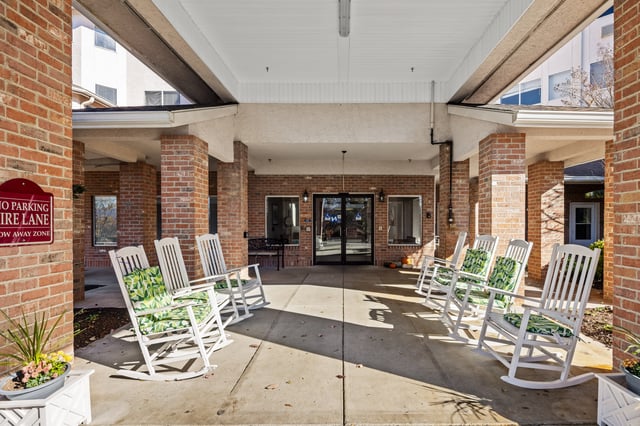 Elm-Park-Estates-008 - Front Entrance Porch